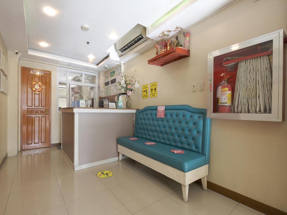 Oyo 783 Freemont Place Paranaque City Екстериор снимка