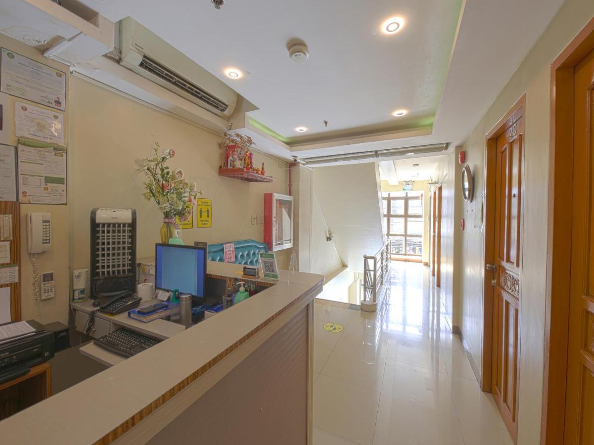 Oyo 783 Freemont Place Paranaque City Екстериор снимка